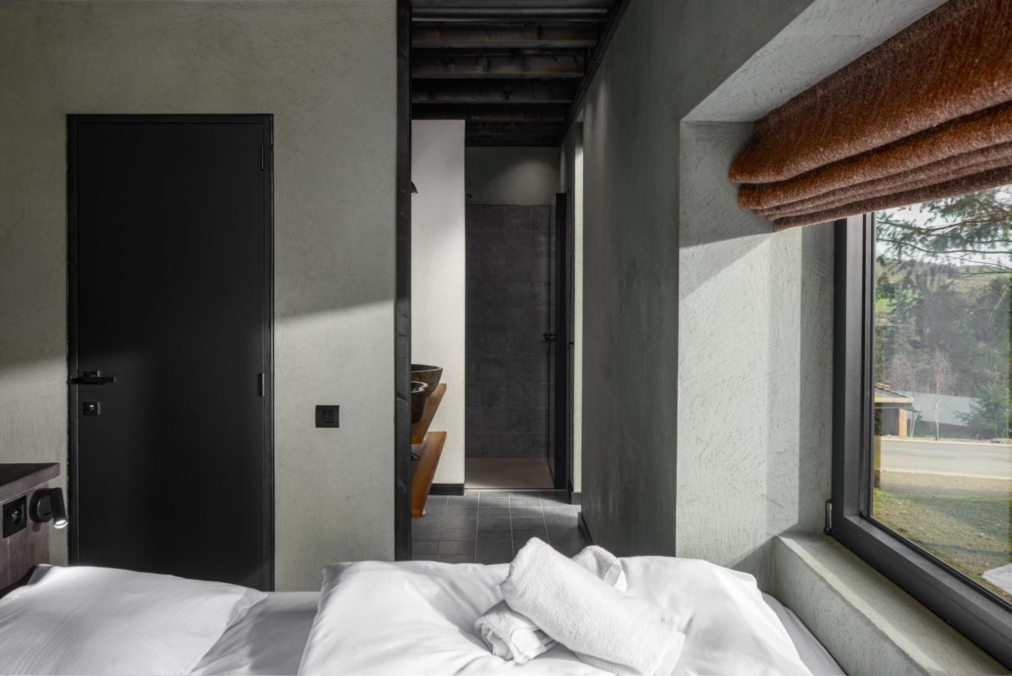 Hillview Resort Grandvoir Neufchâteau Eksteriør bilde