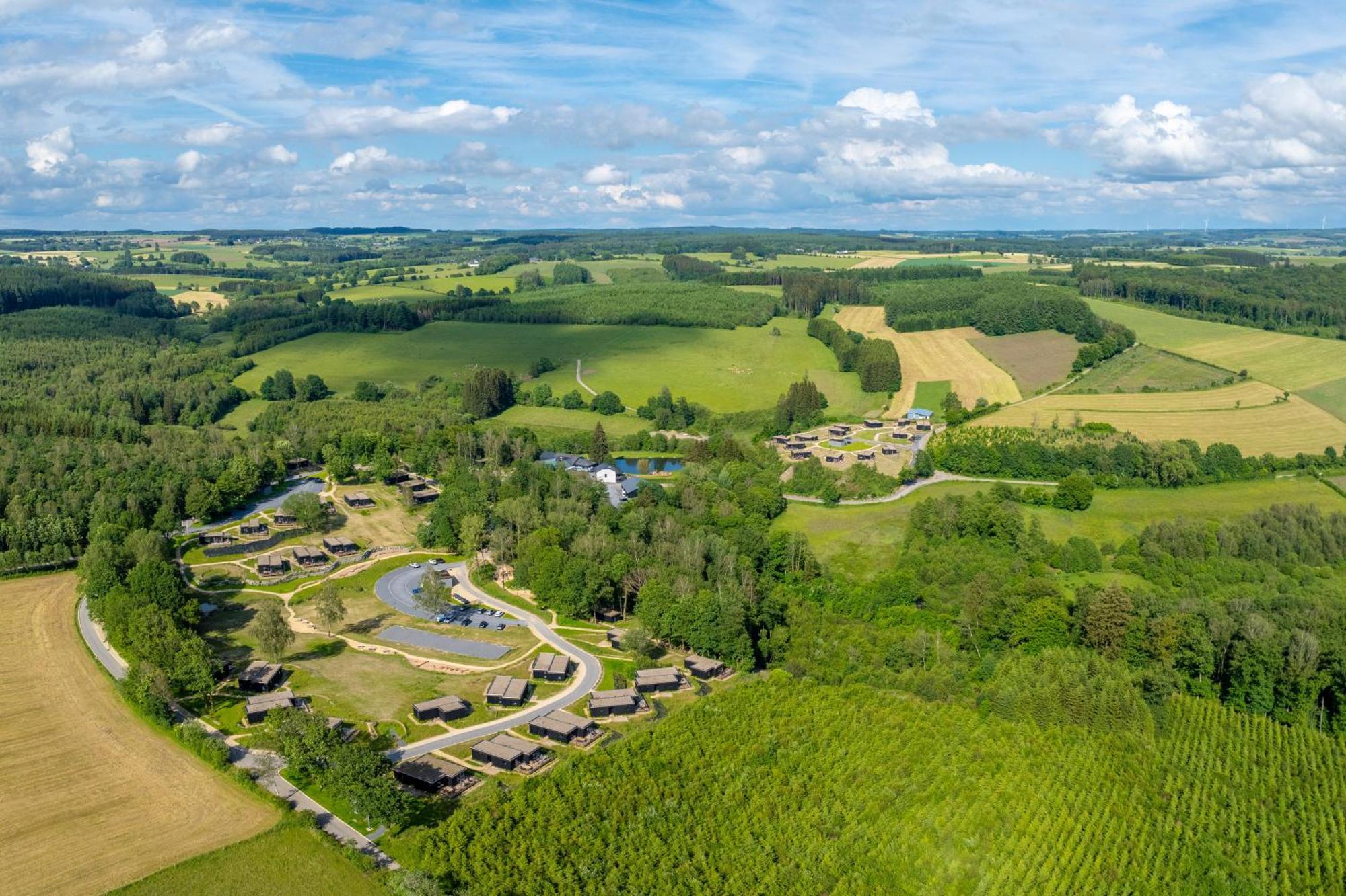 Hillview Resort Grandvoir Neufchâteau Eksteriør bilde